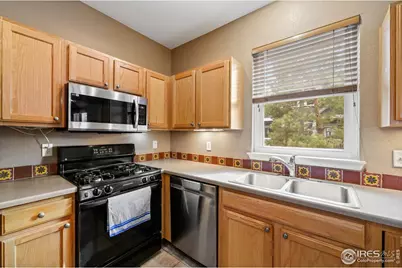 2237 Watersong Cir, Longmont, CO 80504 - Photo 18