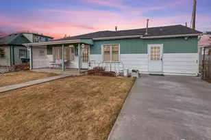 324 Clark St, Sterling, CO 80751 - Photo 2