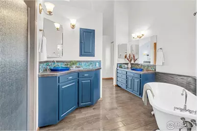 1001 Lochland Ct, Fort Collins, CO 80524 - Photo 10