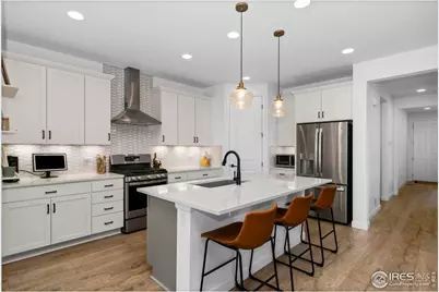 5642 Shadow Creek Ct, Windsor, CO 80528 - Photo 6