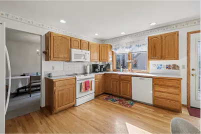 813 Maxwell Ct, Fort Collins, CO 80525 - Photo 4