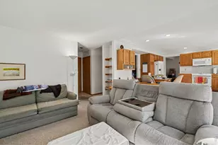 813 Maxwell Ct, Fort Collins, CO 80525 - Photo 6