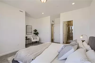 2803 Bear Springs Cir, Longmont, CO 80503 - Photo 12