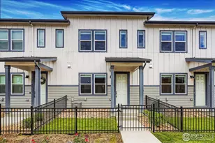 2803 Bear Springs Circle, Longmont, CO 80503 - Photo 2