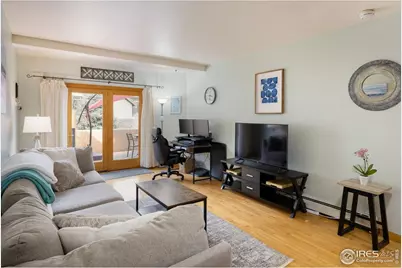 611 Cascade Ave, Boulder, CO 80302 - Photo 2