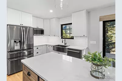 2516 Pine Meadow Dr, Estes Park, CO 80517 - Photo 10