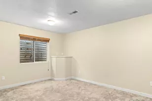 3644 Oakwood Dr, Longmont, CO 80503 - Photo 18