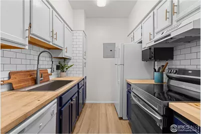 7447 Singing Hills Ct #Q-202, Boulder, CO 80301 - Photo 4