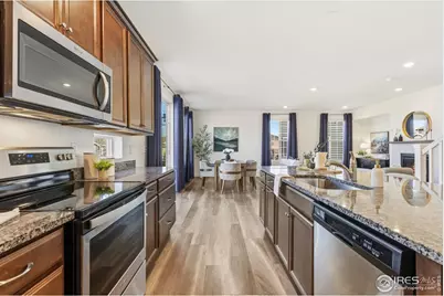 4532 Heatherhill Ct, Longmont, CO 80503 - Photo 10