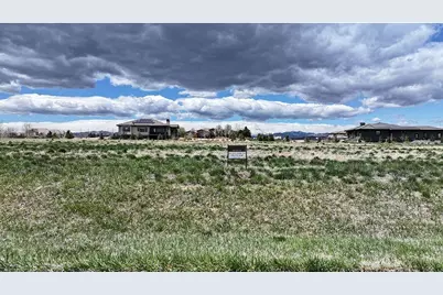 12910 Woodridge Dr, Longmont, CO 80504 - Photo 4