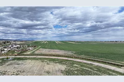 12910 Woodridge Dr, Longmont, CO 80504 - Photo 6
