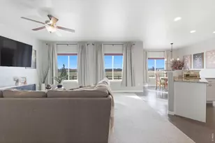 541 Kansas Ave, Berthoud, CO 80513 - Photo 12