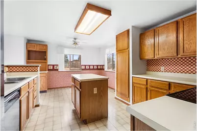 1827 Churchill Ct, Fort Collins, CO 80526 - Photo 12