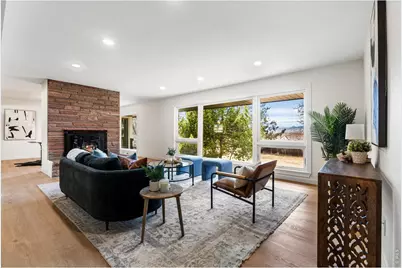 835 Hillside Ct, Longmont, CO 80501 - Photo 10