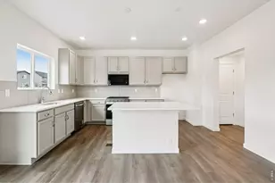 441 Whisperwind Ln, Fort Collins, CO 80524 - Photo 6