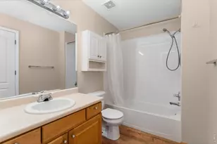 1419 Red Mountain Dr, Longmont, CO 80504 - Photo 24