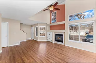 1419 Red Mountain Dr, Longmont, CO 80504 - Photo 8