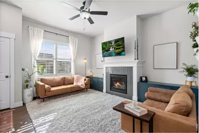 4178 Greenhorn Dr, Loveland, CO 80538 - Photo 4