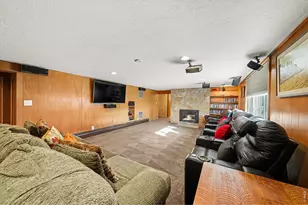 1210 W 6th St, Loveland, CO 80537 - Photo 32