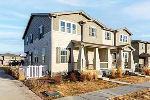 2470 Winding Dr, Longmont, CO 80504 - Photo 2