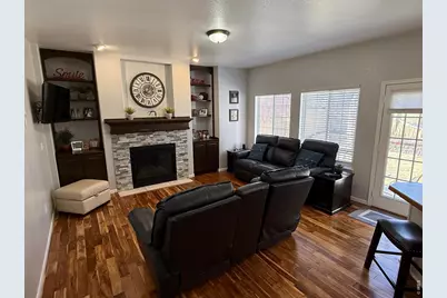 1745 Seven Lakes Dr, Loveland, CO 80538 - Photo 6