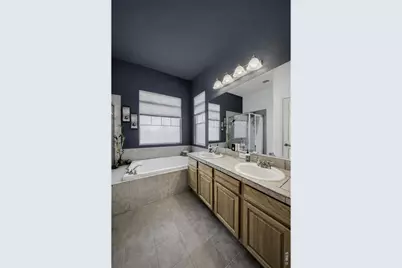 210 Peppler Dr, Longmont, CO 80504 - Photo 18
