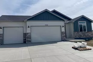 7090 Gtwy Xing St, Wellington, CO 80549 - Photo 2