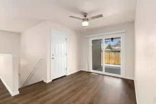 881 19th St SW, Loveland, CO 80537 - Photo 16