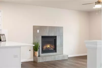 881 19th St SW, Loveland, CO 80537 - Photo 8