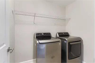 690 Stonebridge Dr, Longmont, CO 80503 - Photo 12