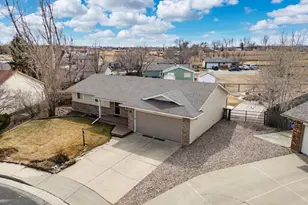 2433 W Linda Dr, Loveland, CO 80537 - Photo 8