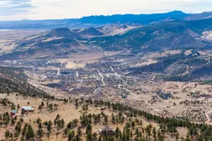 3001 Eagle Ridge Rd, Longmont, CO 80503 - Photo 4