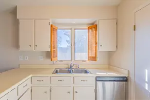 925 E Prospect Rd, Fort Collins, CO 80525 - Photo 14