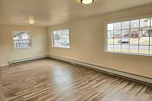 109 Denver St, Sterling, CO 80751 - Photo 6