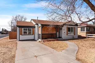 2201 Pontiac St, Denver, CO 80207 - Photo 4
