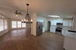 401 Gateway Ave, Fort Morgan, CO 80701 - Photo 2