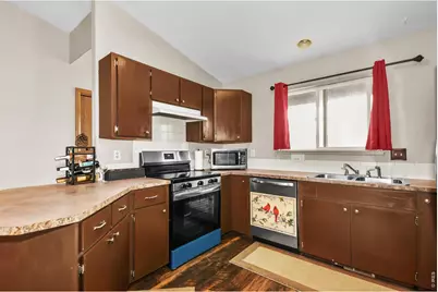 221 E Holly St, Milliken, CO 80543 - Photo 12