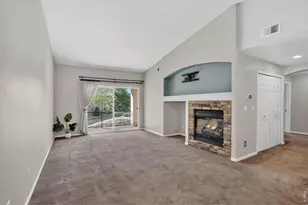 1703 Whitehall Dr, Longmont, CO 80504 - Photo 10