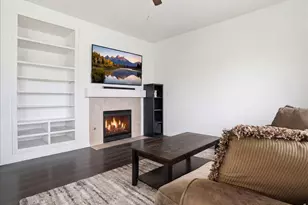 24703 E Kansas Cir, Aurora, CO 80018 - Photo 18