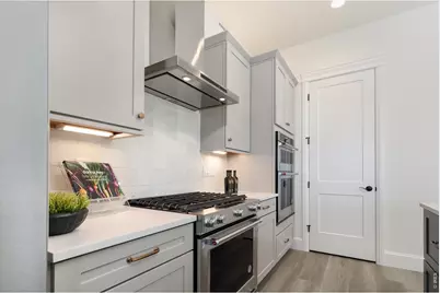 1641 Poplar Dr, Erie, CO 80516 - Photo 8