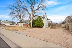 204 46th Ave, Greeley, CO 80634 - Photo 4