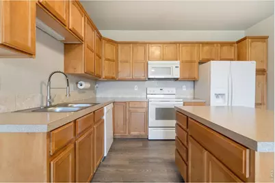 6911 W 3rd St #810, Greeley, CO 80634 - Photo 10