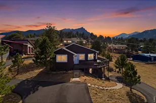 2619 Sunrise Ct, Estes Park, CO 80517 - Photo 2