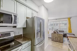 1623 St Paul St, Denver, CO 80206 - Photo 2