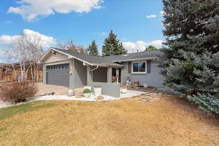3714 Sheridan Ave, Loveland, CO 80538 - Photo 2