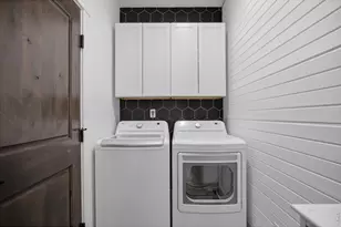 1827 Castle Hill Dr, Windsor, CO 80550 - Photo 24