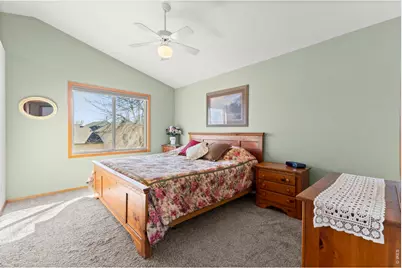 302 E 40th St, Loveland, CO 80538 - Photo 12