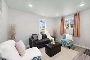 1236 E 5th St, Loveland, CO 80537 - Photo 4