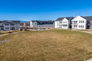 2110 Setting Sun Dr, Windsor, CO 80550 - Photo 4