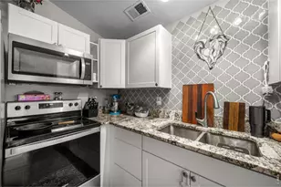 208 S Frances Ave, Milliken, CO 80543 - Photo 4